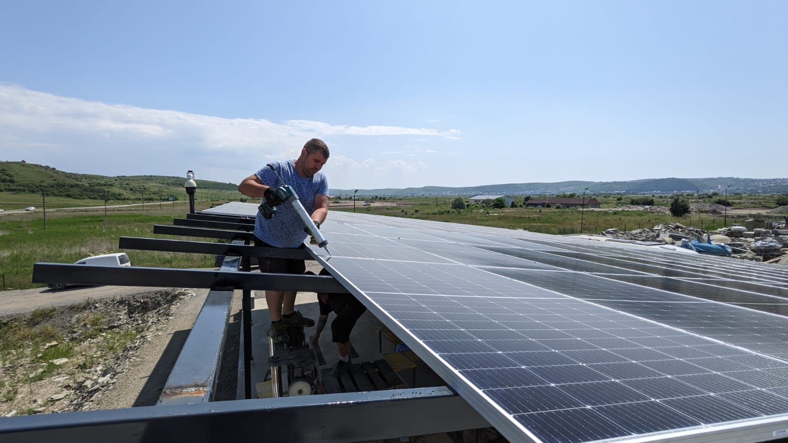 Instalare panouri fotovoltaice STONEAGE - fabrica de piatra (5)